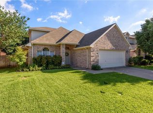4210 Creek Hill Ln, Corinth, TX 76208