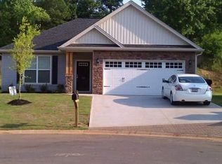 172 Midwood Rd, Travelers Rest, SC 29690