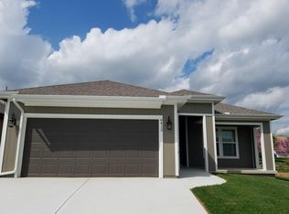 6412 E 125th Ter, Grandview, MO 64030