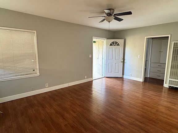 3rd image of 3724 42nd St