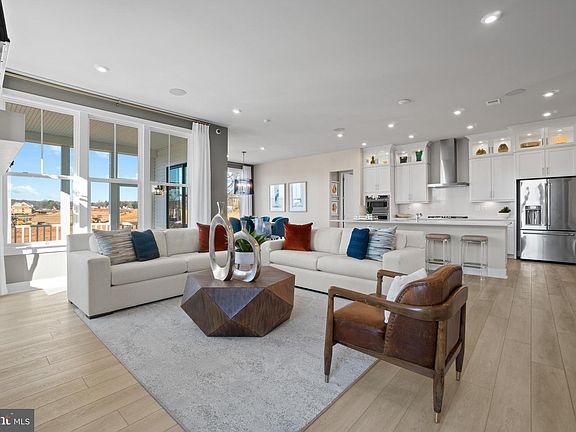 6th image of this home