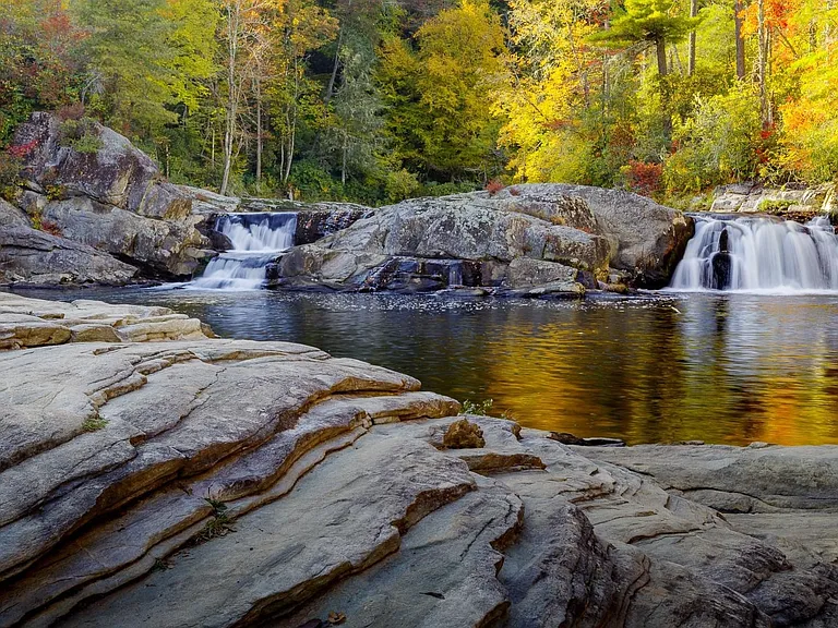 Dupont National Forest falls
Transylvania county where this home is located is the "Land of Waterfalls"
A wonderful location for summer swimming in the waterfalls (who needs a pool)