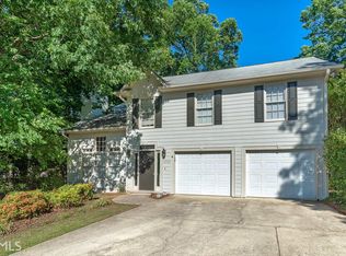9402 Woodsboro Ct, Jonesboro, GA