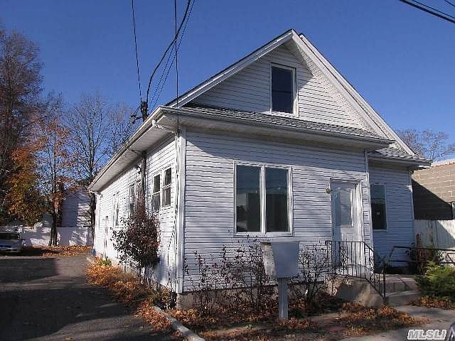 1st image of 531 Stewart Ave