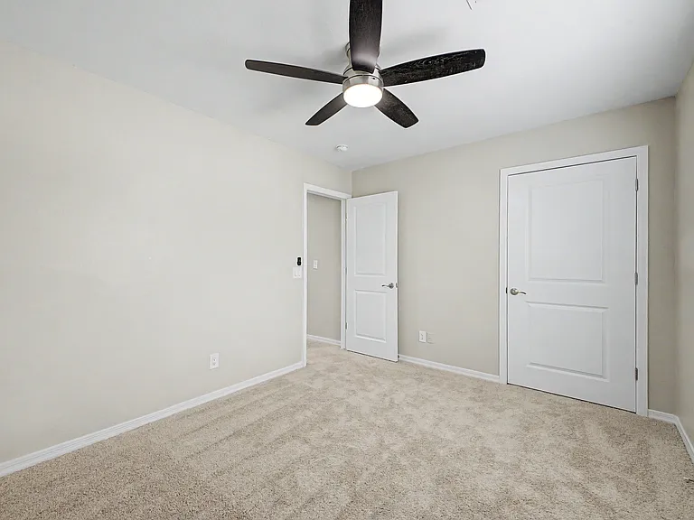 3010 N 37th St #4 — Photo 27