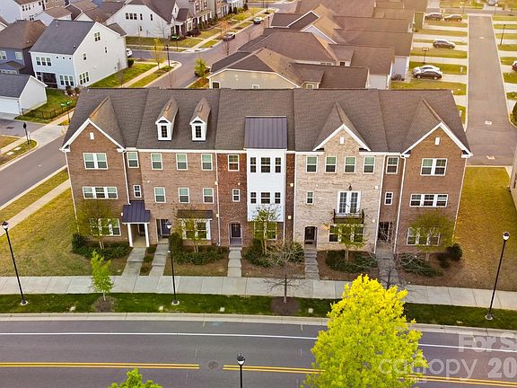 5th image of 11515 Red Rust Ln