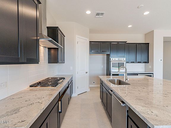 4th image of 20233 W CATALINA Drive