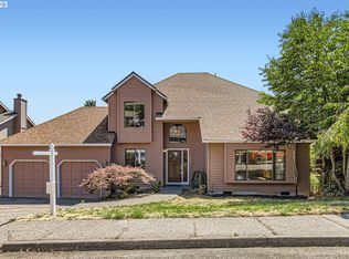 13222 SE Regency View Dr, Happy Valley, OR 97086