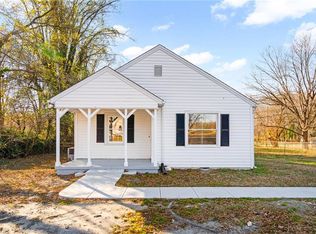 1020 Lakeside Ave, Burlington, NC 27217