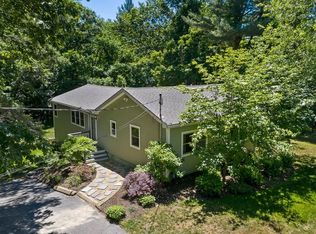 37 Coal Kiln Rd, Princeton, MA 01541