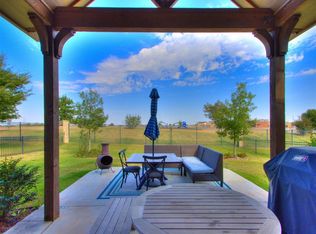 125 Pont Julienn Ct, Edmond, OK 73034