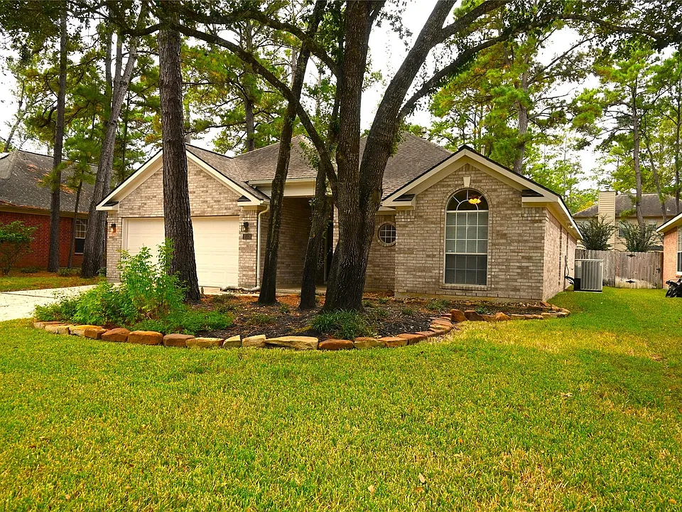 22 E Trillium Cir