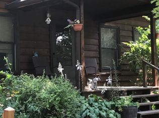 2440 Sanchez Dr, Cuba, MO 65453