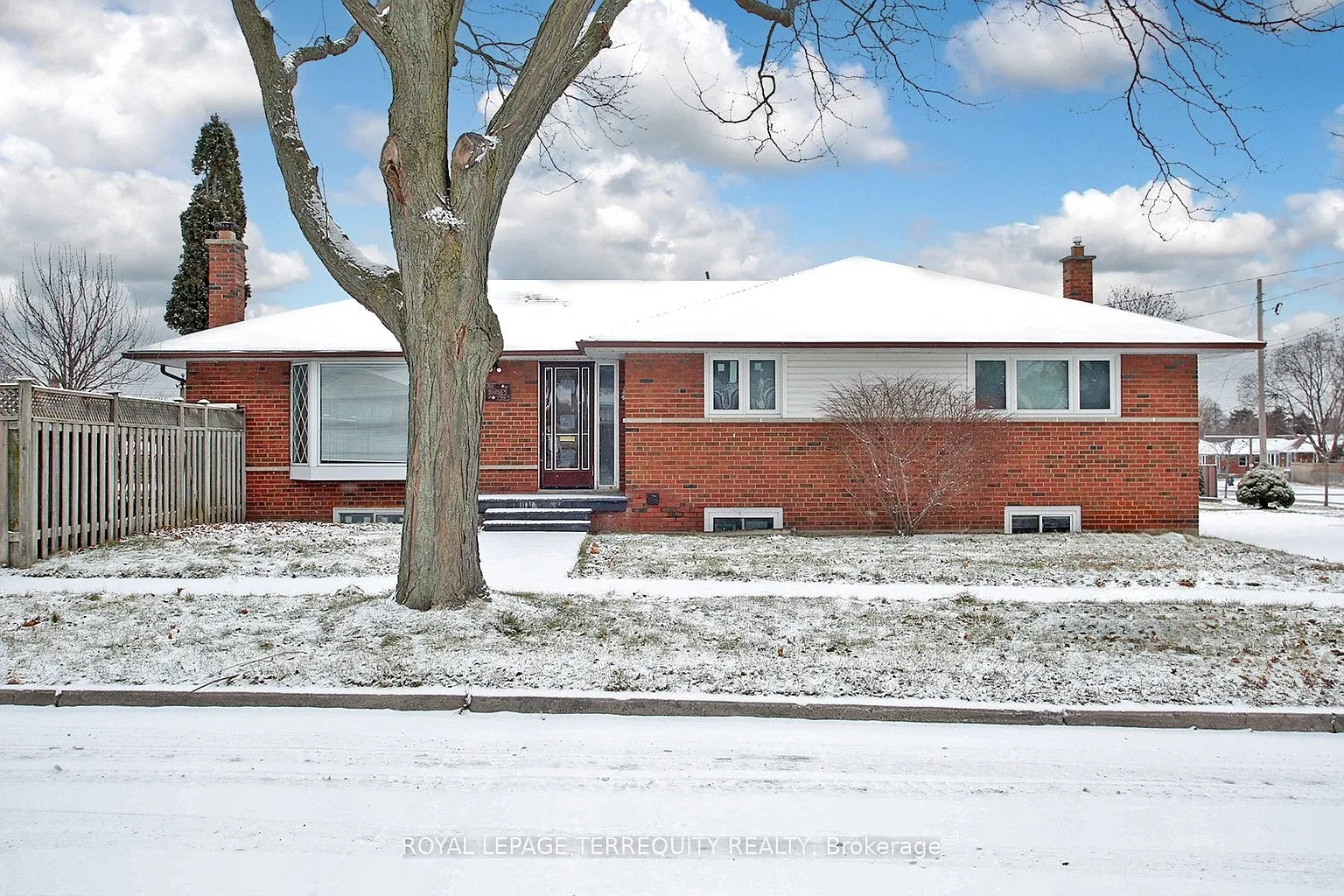1 Barnes Cres photo 1