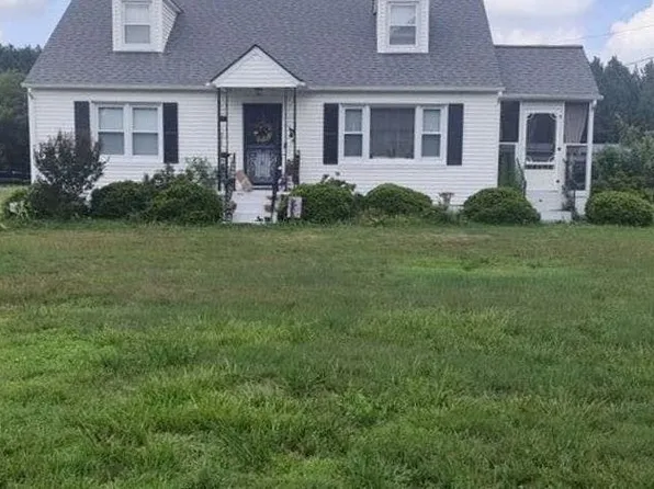 4106 Darvills Rd, Blackstone, VA 23824