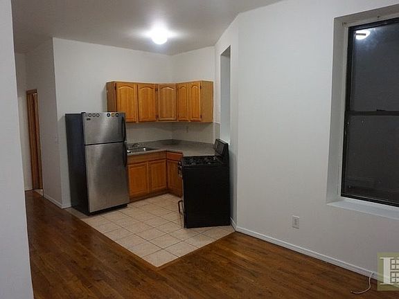 5th image of 276 Throop Ave APT 3D