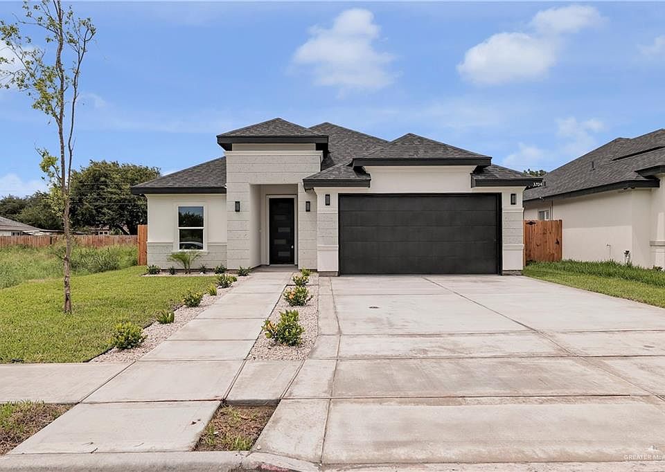 1st image of 3704 E Diamond Head Ave