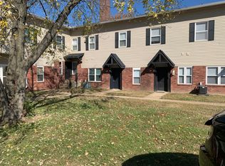 1104 Barrington Ln #1104, Saint Charles, MO 63301