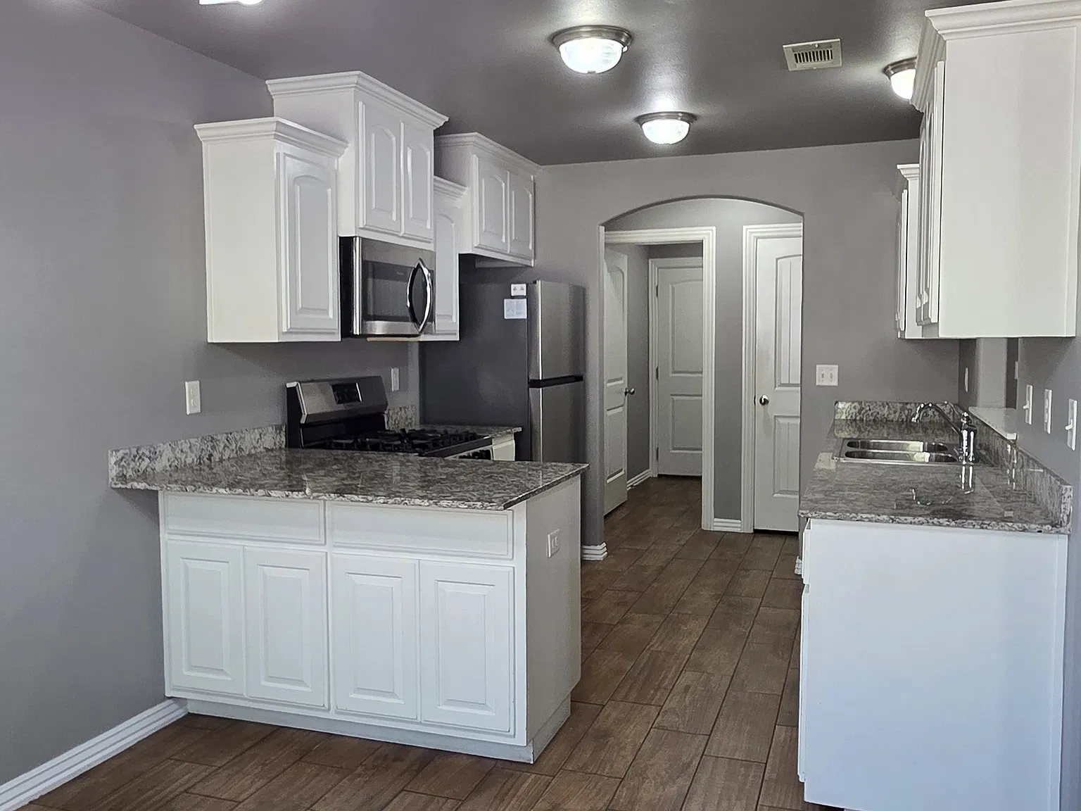 4 bed, 1633 sqft, $1,800 — Photo 4