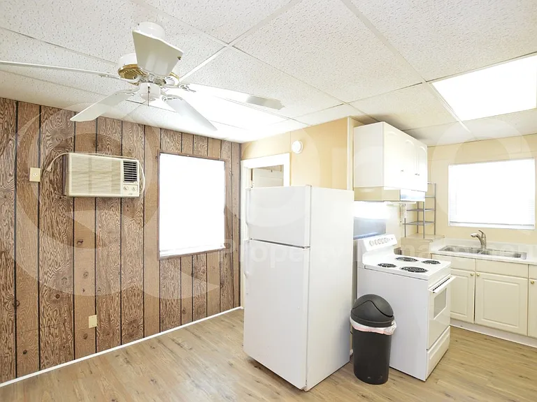 901 N Arbor Ave — Photo 12