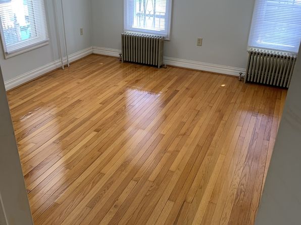 11 W North St #1