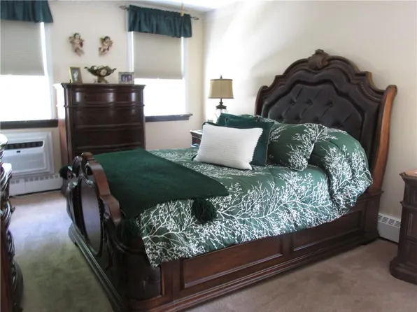 2034 Pearson Street image 15 of 23