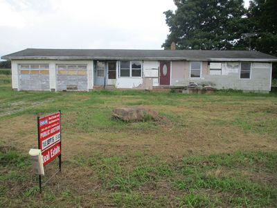 2264 County Road 6, Ashley, IN, 46705