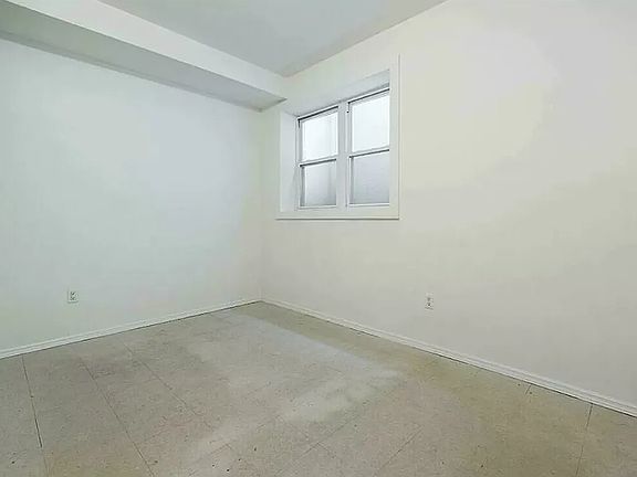 5th image of 90 Meserole St APT 1A