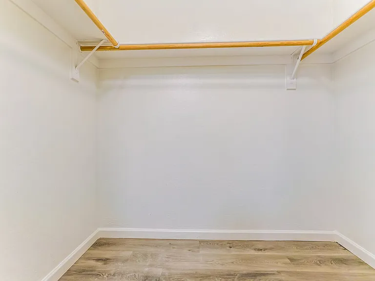 12031 W Dahlia Dr — Photo 12