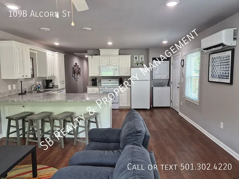 109B Alcorn St — Photo 2