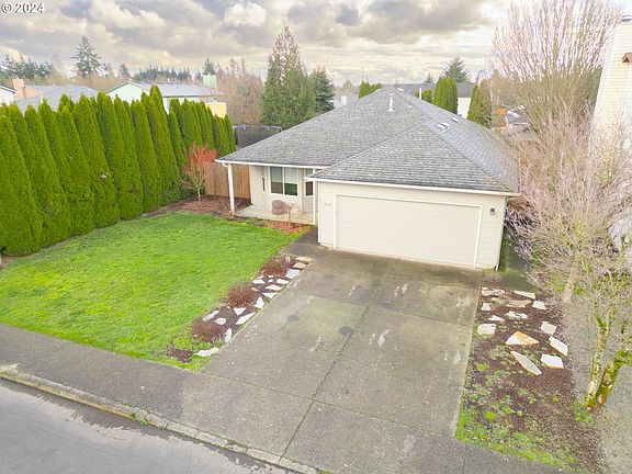 4th image of 13517 NE 81st St