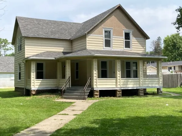 901 Clark St, Saint Edward, NE 68660