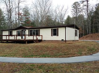 594 Tole Allison Rd, Mills River, NC 28759