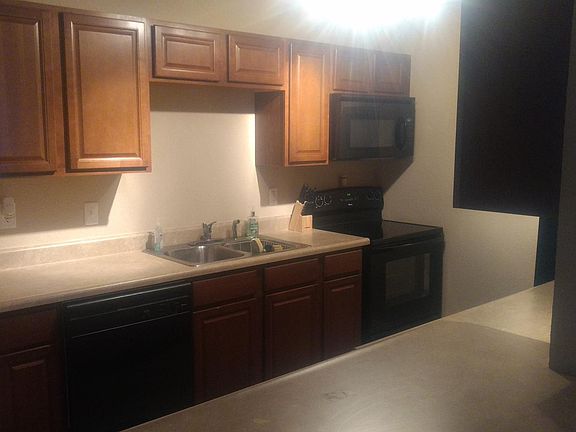 2nd image of 1745 W 24th St #A