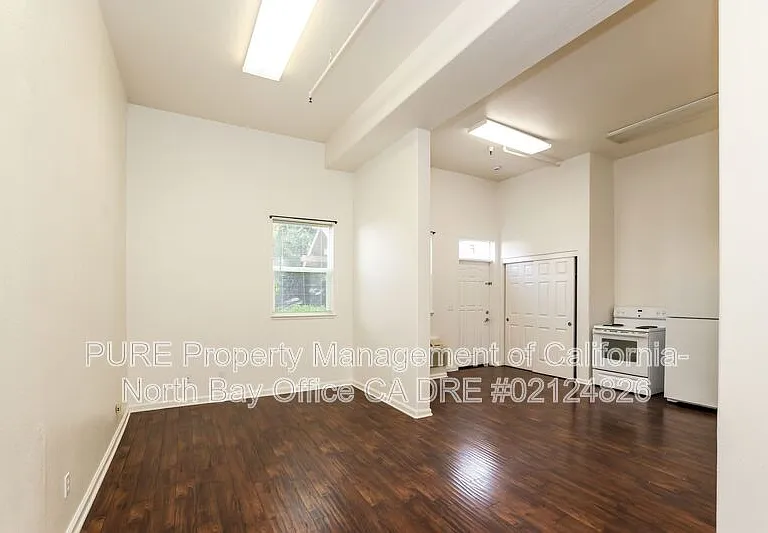 154 Railroad Ave #F — Photo 16