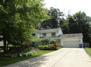 205 Challedon Cir SW, Pataskala, OH 43062