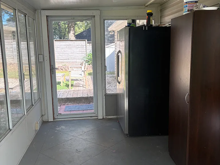 128 Richmond Rd — Photo 24