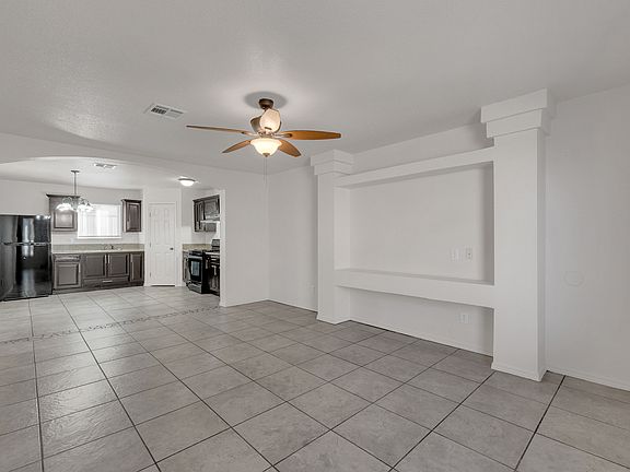 5th image of 9277 Leonardo Ave #B