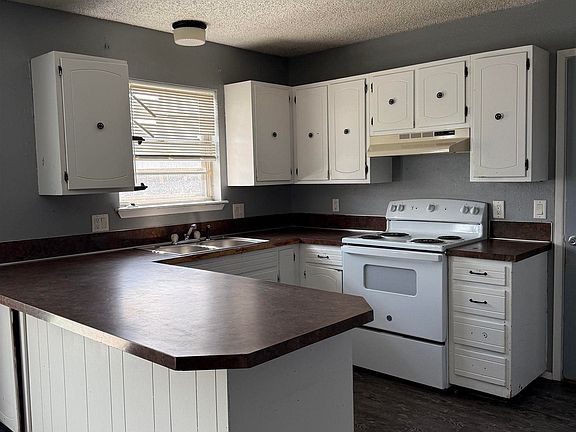 3rd image of 1017 Purdue Ave