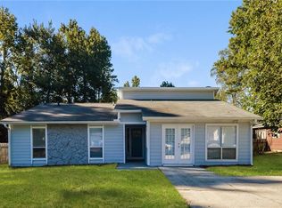 3240 Trotters Walk Cir, Snellville, GA 30078