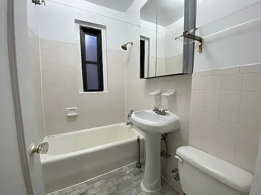 Rented by Village Living Realty | media 12