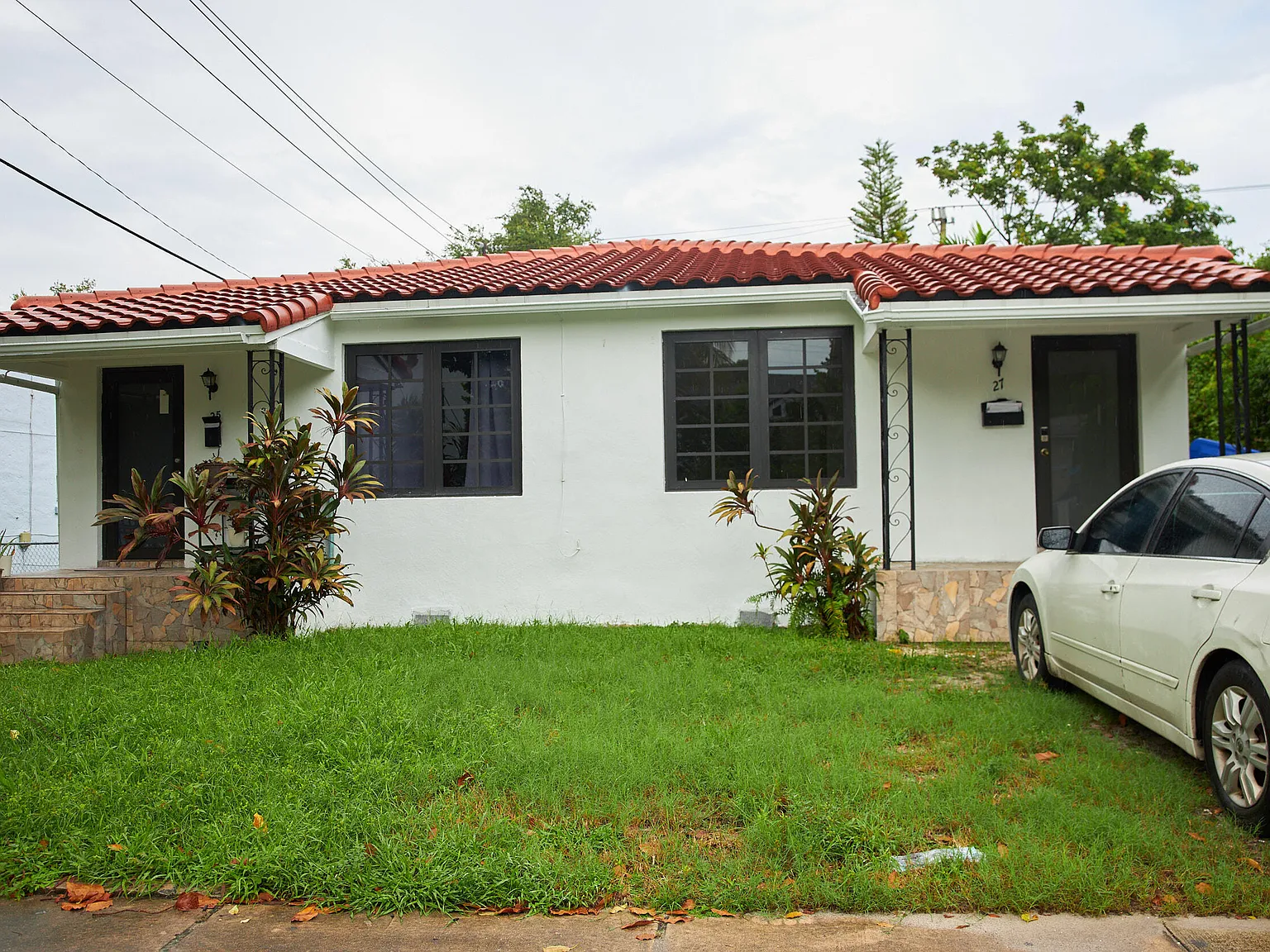 2 bed, 1.0 bath, 1710 sqft, $3,600 — Photo 3