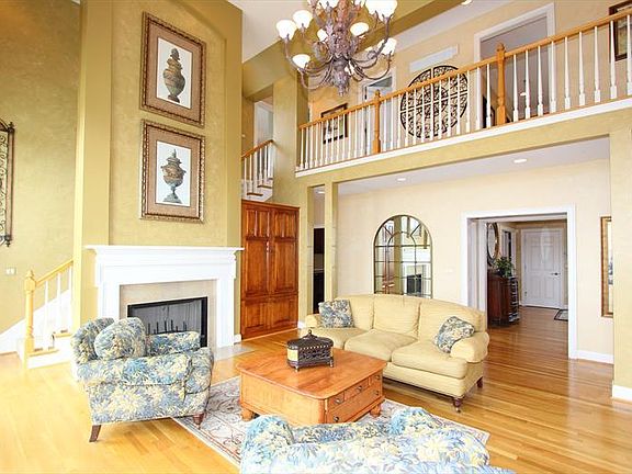 5th image of 5047 Signal Hill Ln
