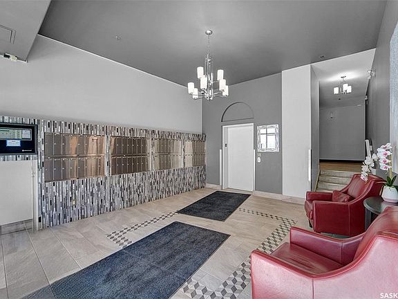 3rd image of UNIT 307-333 Nelson ROAD