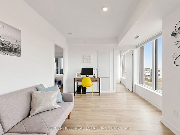 4th image of 1100 Sheppard Ave W #626
