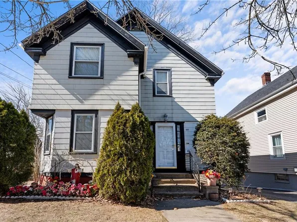 148 Summit St, East Providence, RI 02914