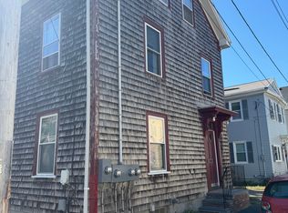9 Burnside St #1, Salem, MA 01970