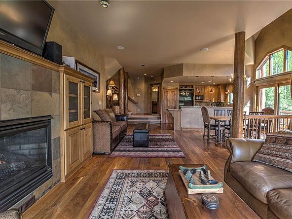 3rd image of 129 Woods Dr #129