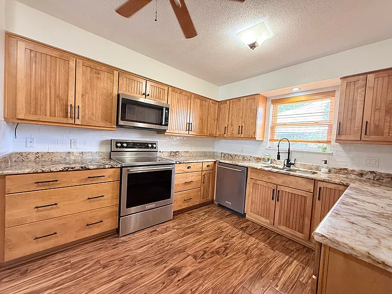 710 Osage Dr — Photo 8