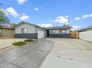3200 Vickie Ln, Sparks, NV 89431